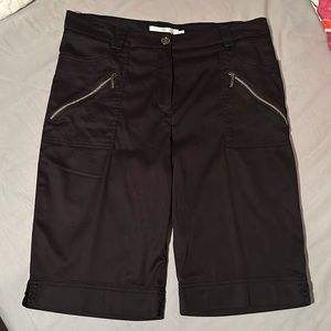 Bugatchi Women’s Black Bermuda Shorts Size 10.